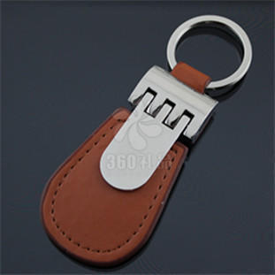 【厂家直销】棕色爪子带片钥匙扣新产品上市 热销新品小产品