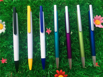 厂家直销新款塑料广告笔圆珠笔批发 简易按动中油笔定做LOGO