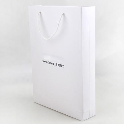 供应全棉套巾礼盒（手拎袋）  白色烫银LOGO39 27 7cm
