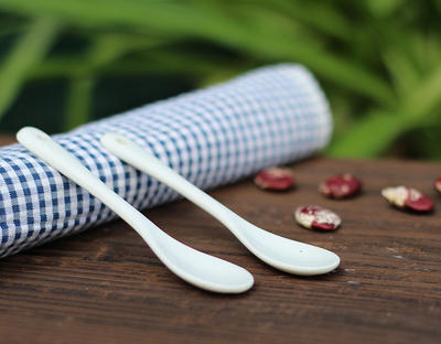 中式小白量陶瓷勺子 纯白咖啡搅拌勺量勺特价陶瓷小勺批发