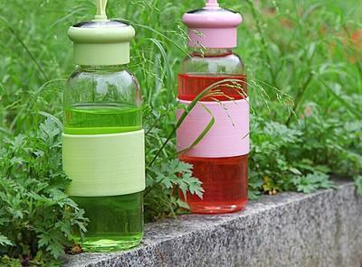 酷派玻璃水瓶硅胶提绳透明便携耐热加厚底部玻璃水瓶广告
