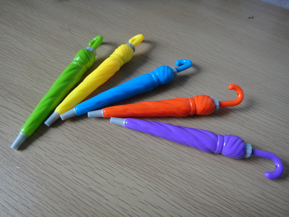 厂家直销 定制可爱多彩雨伞造型圆珠笔 承接大型订单 现货批发