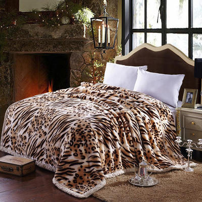 水貂绒时尚暖冬毯 优质原生态水貂绒 厂家直销 可印logo 黄豹纹