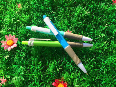 厂家直销火爆推荐月销十万广告笔塑料按动圆珠笔油笔促销笔定制
